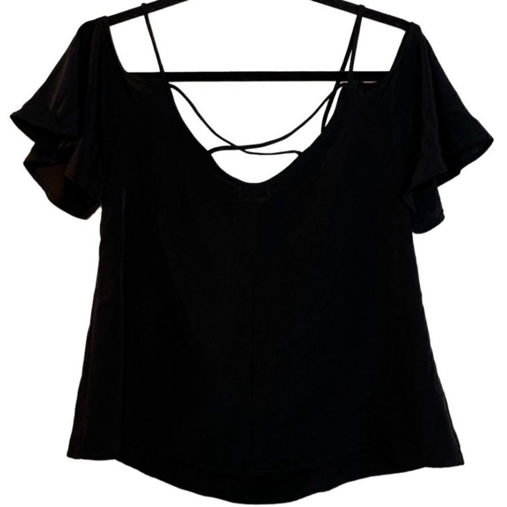 🎄BP Cold Shoulder Criss Cross Back Flouncy Top Black Size XS